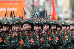 Những 'bông hồng' tỏa sáng trong bản hùng ca tổng duyệt A80