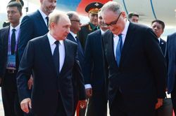 Tổng thống Putin bắt đầu thăm Trung Quốc