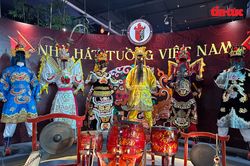 Người dân hào hứng trải nghiệm 12 ngành công nghiệp văn hóa tại triển lãm thành tựu đất nước
