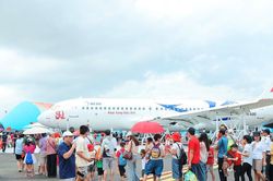 Những mô hình máy bay ấn tượng được trưng bày tại Triển lãm quốc gia Việt Nam