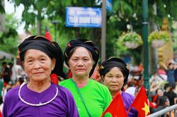 Trước thềm Tết độc lập: 'Không khí nóng từ nhà ra phố'
