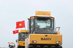 Nhộn nhịp trên các công trình giao thông trọng điểm ở miền Tây trong ngày Quốc khánh 2/9