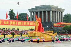 Bắt đầu chương trình diễu binh, diễu hành mừng 80 năm Quốc khánh 2/9