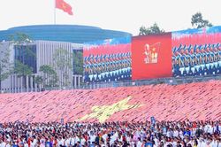 Tổ quốc thật đẹp!
