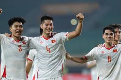 Ngôi sao của U23 Việt Nam tiết lộ 'đặc biệt' về cầu thủ Việt kiều Trần Thành Trung; MU chịu tổn thất lớn vì chấn thương của Cunha