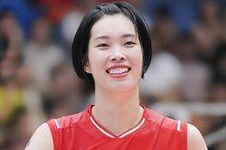 Tin nóng thể thao tối 3/9: Trần Thị Thanh Thúy xuất ngoại lần thứ 7, thi đấu ở nền bóng chuyền top 4 thế giới