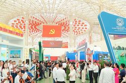 Triển lãm thành tựu Đất nước phá kỷ lục lượng khách tham quan