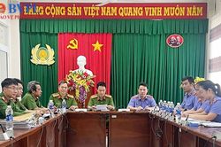 VKSND Khu vực 12 TP Hồ Chí Minh phối hợp kiểm tra tại Công an phường Phú Mỹ