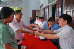 Ninh Bình: 86,84% hộ dân đã nhận quà kỷ niệm 80 năm Quốc khánh 2/9