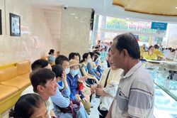 Giá vàng mới nhất 4/9: Trong nước có đỉnh mới, thế giới giảm