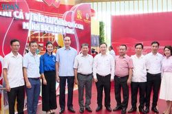 Đảng ủy các Cơ quan tham mưu, giúp việc của Đảng ủy Quốc hội thăm Không gian trưng bày của Kiểm toán nhà nước