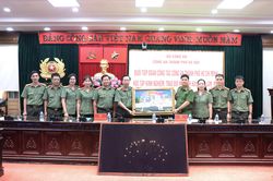 Trao đổi cách làm hay, mô hình sáng tạo trong công tác hồ sơ của Công an Hà Nội