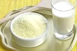 Tăng cường kiểm soát sản xuất, kinh doanh và quảng cáo sản phẩm dinh dưỡng, bình bú dùng cho trẻ nhỏ
