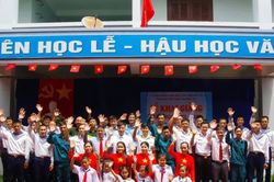 Khai giảng năm học mới 2025 - 2026 tại đặc khu Trường Sa