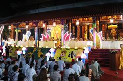 Lễ Vu lan báo hiếu ở cố đô Huế