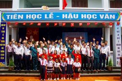 Rộn ràng ngày khai giảng ở đặc khu Trường Sa