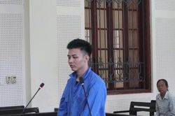 Tuyên án kẻ lừa đảo 'việc nhẹ, lương cao'