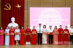 Quy định mới của Ban Bí thư về đối tượng, tiêu chuẩn và phân cấp đào tạo lý luận chính trị