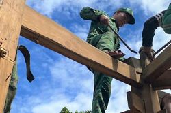 Đà Nẵng: Sạt lở tại thôn Arooi