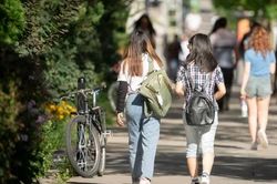Canada tiếp tục siết chặt cấp phép cho du học sinh quốc tế