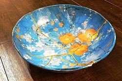 Bài học từ việc vá gốm bằng vàng của người Nhật