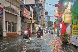 Hà Nội mưa to, đề phòng ngập úng