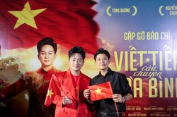 Tùng Dương ghi dấu ấn trong 'mùa' kỷ niệm lịch sử