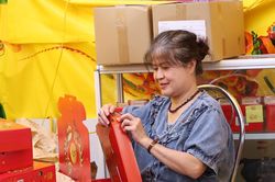 Hà Nội: Thị trường bánh Trung Thu đón khách sớm, giá tăng nhẹ