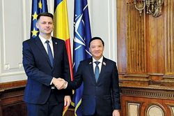Phó Chủ tịch Quốc hội Nguyễn Khắc Định hội kiến Chủ tịch Thượng viện Romania Mircea Abrudean