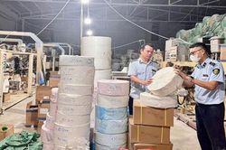 Cận cảnh 'lò' sản xuất bỉm, băng vệ sinh giả quy mô khủng ở Thái Nguyên