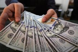 Đồng USD giảm xuống mức thấp nhất 7 tuần vì lo ngại việc làm và kỳ vọng Fed hạ lãi suất