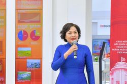 Thống đốc Ngân hàng Nhà nước Nguyễn Thị Hồng được Global Finance xếp hạng A+