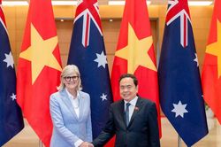 Chủ tịch Quốc hội Trần Thanh Mẫn hội kiến Toàn quyền Australia