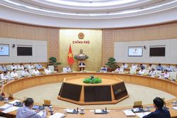 Chính phủ chỉ đạo phấn đấu vượt chỉ tiêu năm 2025, tạo đà cho tăng trưởng 2 con số năm 2026