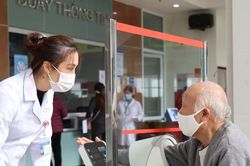 Đến năm 2030, người dân được miễn viện phí ở mức cơ bản