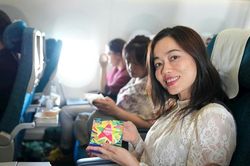 Vietnam Airlines phục vụ miễn phí bánh trung thu trên chuyến bay nội địa