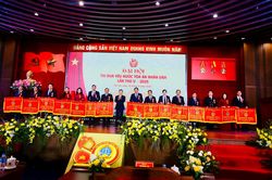 Đại hội thi đua yêu nước Tòa án nhân dân lần thứ V - Đoàn kết, trí tuệ và đổi mới