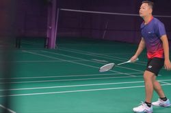 Rộn ràng không khí chơi cầu lông buổi sáng ở Hà Nội