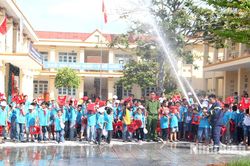 Tuyên truyền, trải nghiệm thực hành chữa cháy và cứu nạn, cứu hộ