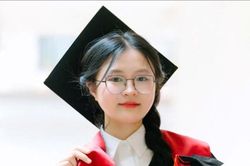 Thủ khoa Cử nhân Kinh doanh quốc tế Trường Đại học Ngoại thương với 'cú đúp' thành tích đáng nể