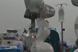 Chile thử nghiệm phẫu thuật kết hợp camera trí tuệ nhân tạo