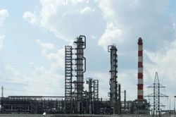 Giá dầu thế giới tăng do Ukraine đẩy mạnh tấn công cơ sở năng lượng Nga