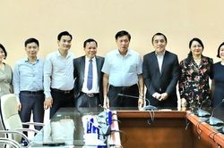Thứ trưởng Bộ Y tế Đỗ Xuân Tuyên tiếp và làm việc với Tập đoàn Abbott Hoa Kỳ