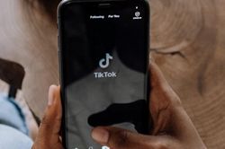 TikTok vẫn hoạt động tại Mỹ, nhưng sẽ phải thay đổi phiên bản