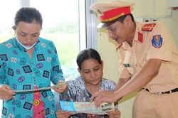 Siết chặt an toàn đường thủy mùa mưa bão ở Cà Mau