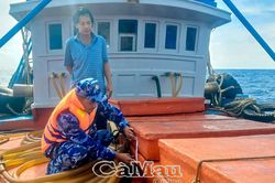 Bắt giữ tàu chở hơn 110.000 lít dầu DO trái phép