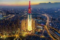 UOB nâng dự báo tăng trưởng GDP năm 2025 Việt Nam lên 7,5%
