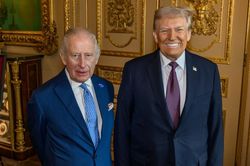 Tổng thống Trump gọi chuyến thăm Anh là 'vinh dự lớn nhất trong đời'