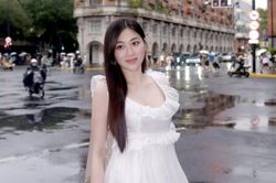 Bạn gái Đình Bắc lộ diện?