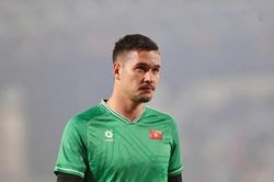 Thủ môn Nguyễn Filip chơi quá tệ; Haaland tạo cột mốc lịch sử ở Champions League